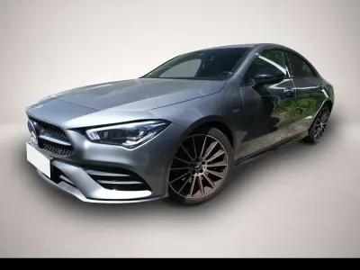 Gebraucht Mercedes CLA200 Edition 163 PS (119 kW) 2022 Grau Coupé