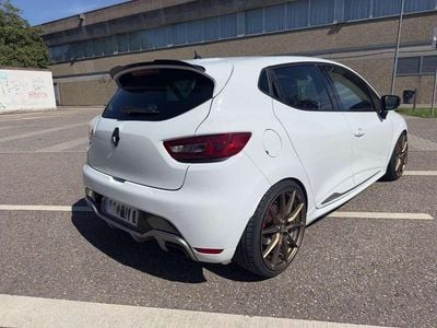 Gebraucht Renault Clio IV R.S. 120 PS (88 kW) 2015 Weiß Limousine