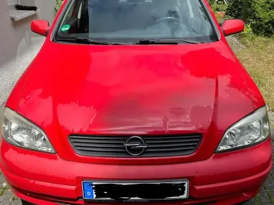 Gebraucht Opel Astra Edition 75 PS (55 kW) 1999 Rot Limousine