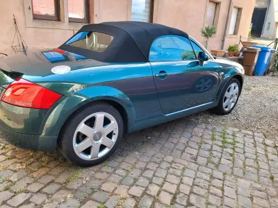 Gebraucht Audi TT Roadster 180 PS (132 kW) 2000 Andere farben Cabrio