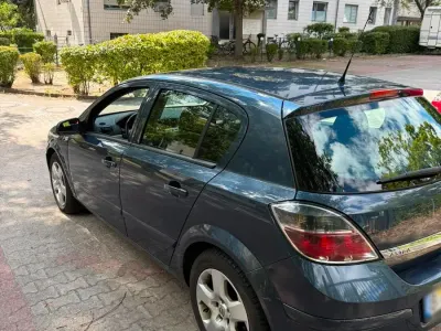 Gebraucht Opel Astra 90 PS (66 kW) 2008 Blau Kleinwagen