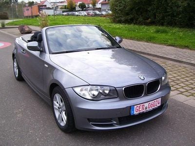Gebraucht BMW 120 Cabriolet 170 PS (125 kW) 2010 Grau Cabrio
