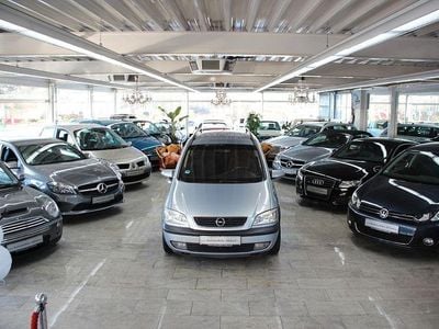 Gebraucht Opel Zafira Elegance 101 PS (74 kW) 2000 Grau Van / Kleinbus