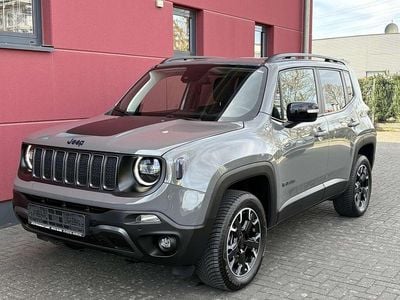 Second-hand Jeep Renegade Trailhawk 181 CP (133 kW) 2023 Gri SUV