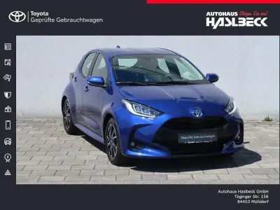 Gebraucht Toyota Yaris Hybrid Team 116 PS (85 kW) 2022 Blau Limousine