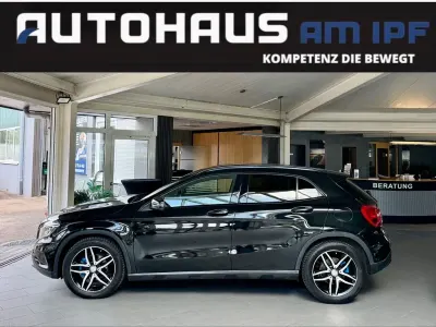 Gebraucht Mercedes GLA220 177 PS (130 kW) 2015 Schwarz SUV