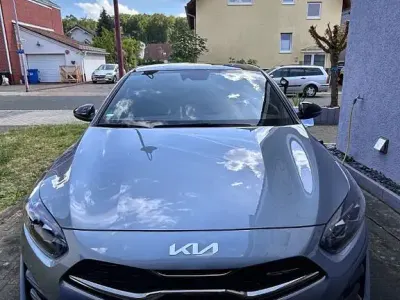 Second-hand Kia ProCeed GT Silver 204 CP (150 kW) 2022 Argintiu Hatchback