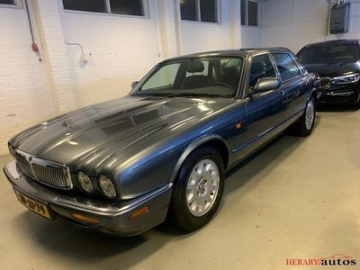 Gebraucht Jaguar XJ Sovereign 284 PS (208 kW) 1998 Grau Limousine
