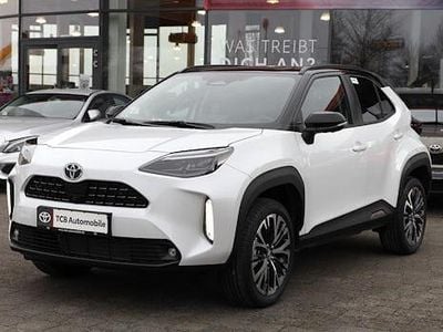 Neu Toyota Yaris Cross Plus 130 PS (95 kW) 2025 Weiß SUV