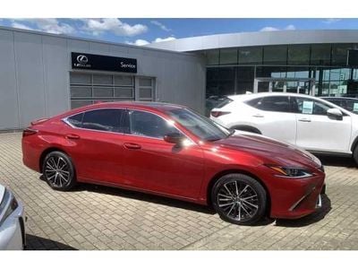Gebraucht Lexus ES300 Business Edition 218 PS (160 kW) 2024 Limousine