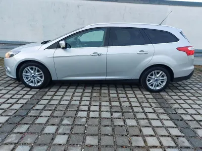 Używany Ford Focus Titanium 182 KM (133 kW) 2014 Srebrny Kombi