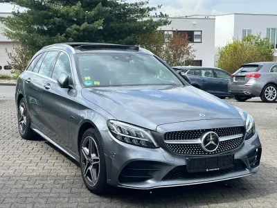 Używany Mercedes C300e AMG 306 KM (225 kW) 2021 Szary Sedan/Limuzyna