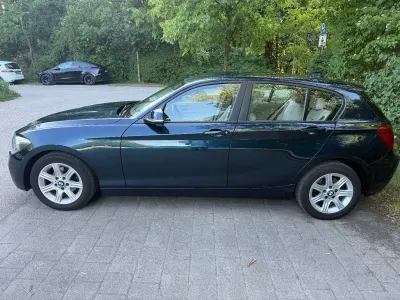 Gebraucht BMW 116 Sport Line 136 PS (100 kW) 2012 Blau Kleinwagen