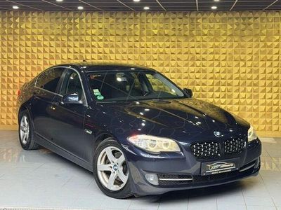 Gebraucht BMW 523 Sport Line 204 PS (150 kW) 2010 Imperialblau Limousine