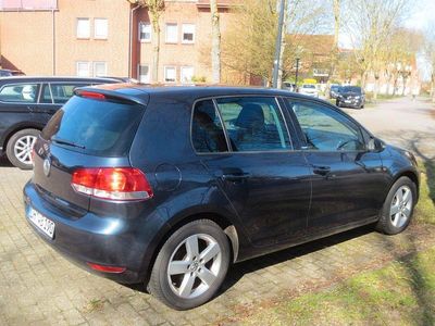 Gebraucht VW Golf VI Style 80 PS (58 kW) 2011 Blau Kleinwagen