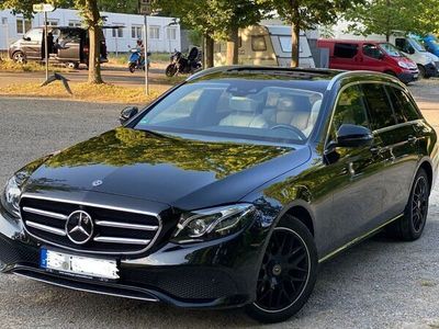 gebraucht Mercedes E220 d T 360KAM+AUTOPILOT+SCHIEBEDACH