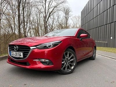 Gebraucht Mazda 3 Signature 120 PS (88 kW) 2018 Rot Limousine