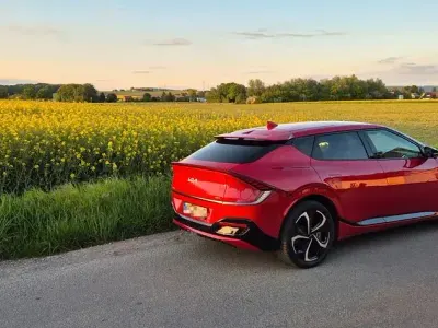 Gebraucht Kia EV6 GT-Line 239 kW (325 PS) 2022 Rot SUV