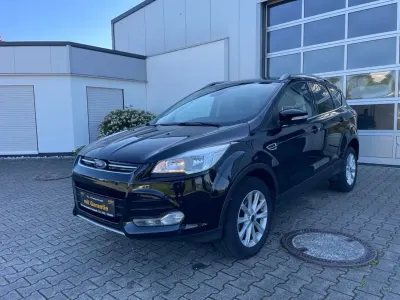 Gebraucht Ford Kuga Titanium 179 PS (131 kW) 2016 Schwarz SUV