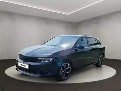 Gebraucht Opel Astra 131 PS (96 kW) 2023 Karbon schwarz (metallic) Kleinwagen
