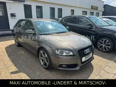Gebraucht Audi A3 S-Line 170 PS (125 kW) 2012 Grau Kleinwagen