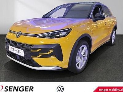 Neu VW T-Roc Life 150 PS (110 kW) 2026 Gelb SUV