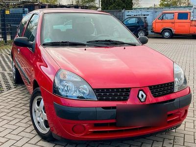 Gebraucht Renault Clio II 58 PS (42 kW) 2001 Rot Kleinwagen