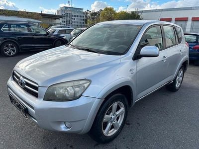 Usata Toyota RAV4 177 CV (130 kW) 2006 Argento SUV