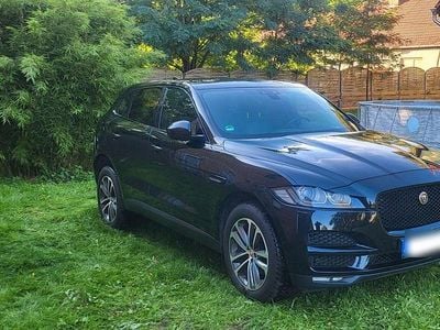 Gebraucht Jaguar F-Pace 179 PS (131 kW) 2019 Schwarz SUV