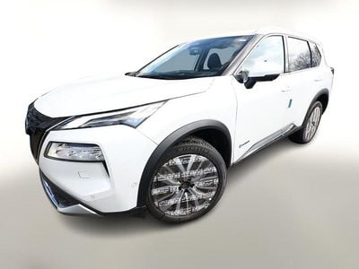 Neu Nissan X-Trail Tekna+ 213 PS (156 kW) 2025 Pearl white perleffekt SUV