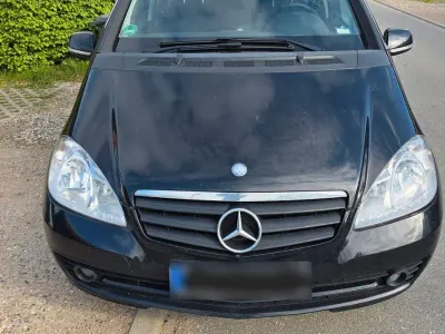 Używany Mercedes A160 95 KM (69 kW) 2009 Czarny Minivan