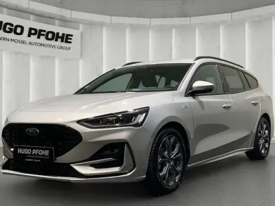 Gebraucht Ford Focus ST-Line X 155 PS (114 kW) 2024 Moondust silver metallic Kombi