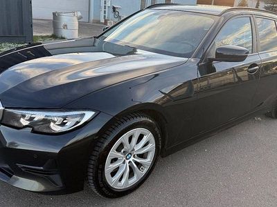 Gebraucht BMW 320 Sport Line 190 PS (139 kW) 2021 Schwarz Kombi