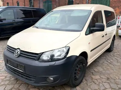 Gebraucht VW Caddy Maxi Trendline 102 PS (75 kW) 2011 Gelb Van / Kleinbus