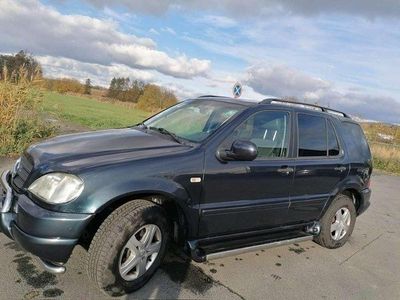 Mercedes ML320