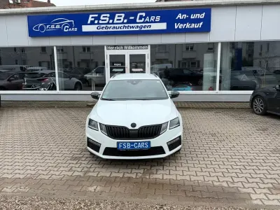 Gebraucht Skoda Octavia RS 184 PS (135 kW) 2017 Weiß Kombi
