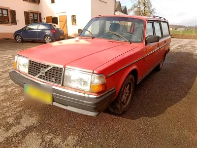 Gebraucht Volvo 240 79 PS (58 kW) 1992 Rot Kombi