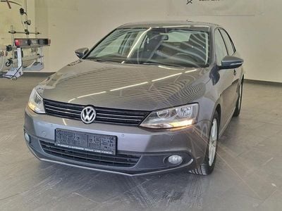 Gebraucht VW Jetta Comfortline 105 PS (77 kW) 2011 Grau Limousine