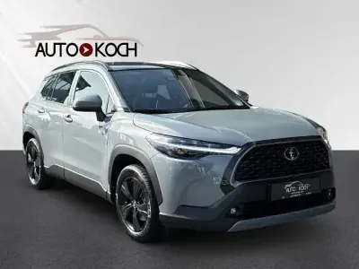 Gebraucht Toyota Corolla Cross Team 140 PS (102 kW) 2024 Grau SUV