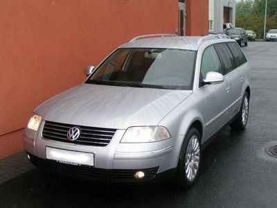Gebraucht VW Passat Exclusive 131 PS (96 kW) 2004 Silber metallic Kombi