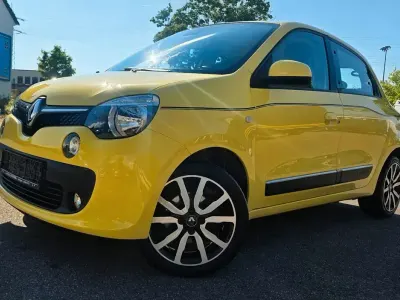 Używany Renault Twingo Luxe 71 KM (52 kW) 2014 Żółty Hatchback