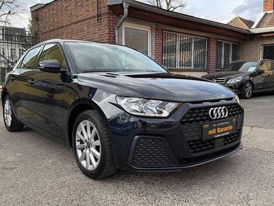 Gebraucht Audi A1 Sportback Basis 95 PS (69 kW) 2021 Blau Kleinwagen