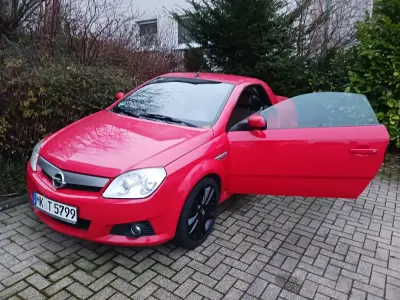 Gebraucht Opel Tigra 90 PS (66 kW) 2006 Rot Cabrio