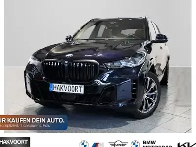 Używany BMW X5 Comfort Edition 340 KM (250 kW) 2024 Czarny SUV