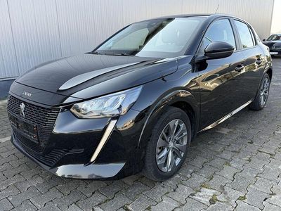 Gebraucht Peugeot e-208 Active 100 kW (136 PS) 2022 Schwarz Kleinwagen