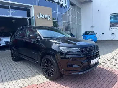 Gebraucht Jeep Compass 241 PS (177 kW) 2023 Black clear coat SUV