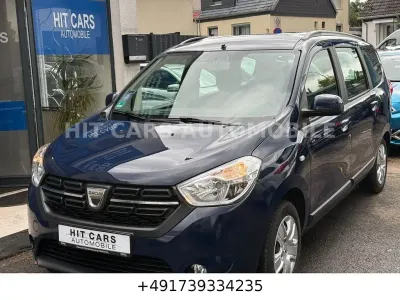 Gebraucht Dacia Lodgy Comfort 116 PS (85 kW) 2017 Blau Van / Kleinbus