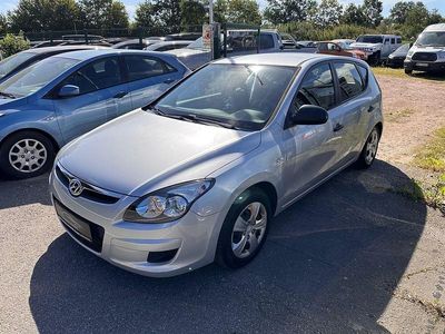 Gebraucht Hyundai i30 Edition+ 109 PS (80 kW) 2009 Silber Limousine