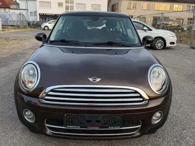 Gebraucht Mini ONE 98 PS (72 kW) 2011 Braun Kleinwagen