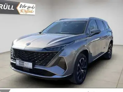 Neu MG MGS9 299 PS (219 kW) 2026 Silber SUV